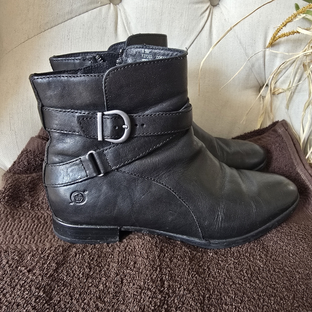 Women's Born Easton Black Full Grain Ankle Boot Leather
